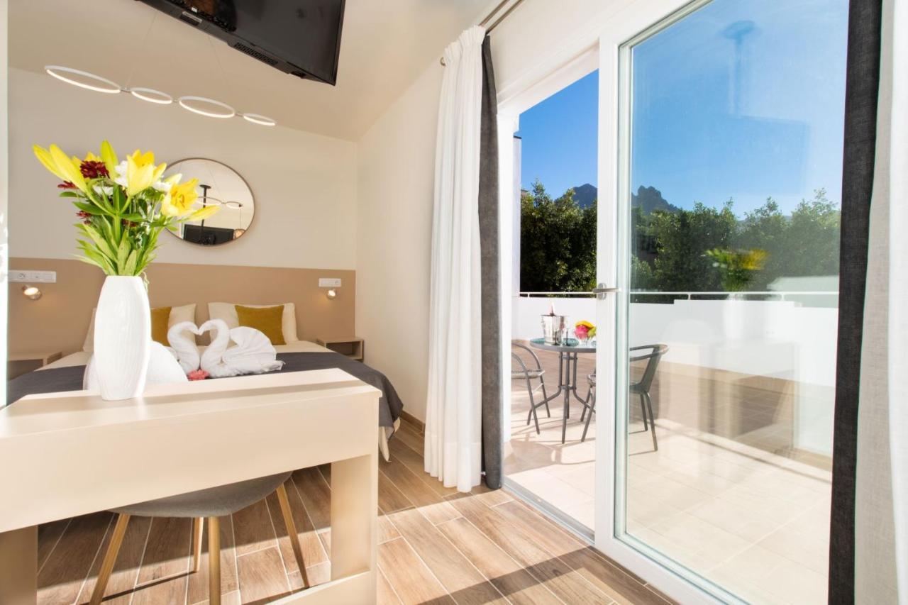 Suncanarias Hotel Adeje Plaza Адехе Екстериор снимка